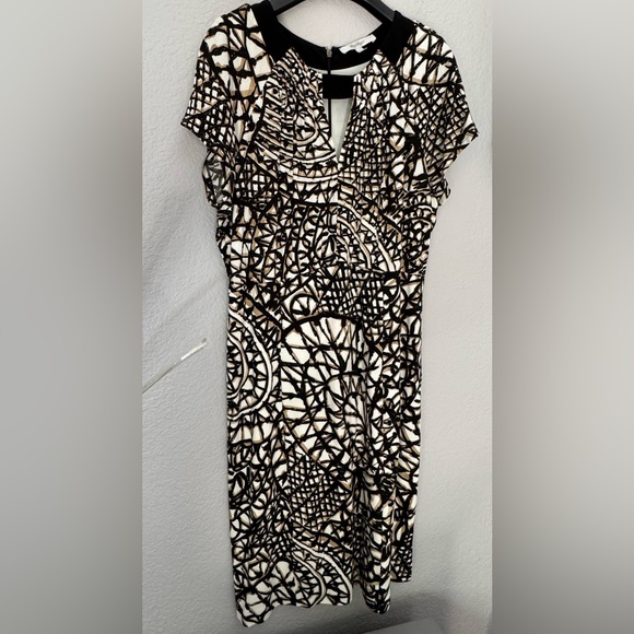 MaxMara Black and White Sheath Dress WITH BOX. Peter Pan Collar. Size 44 US 10. - Picture 5 of 17